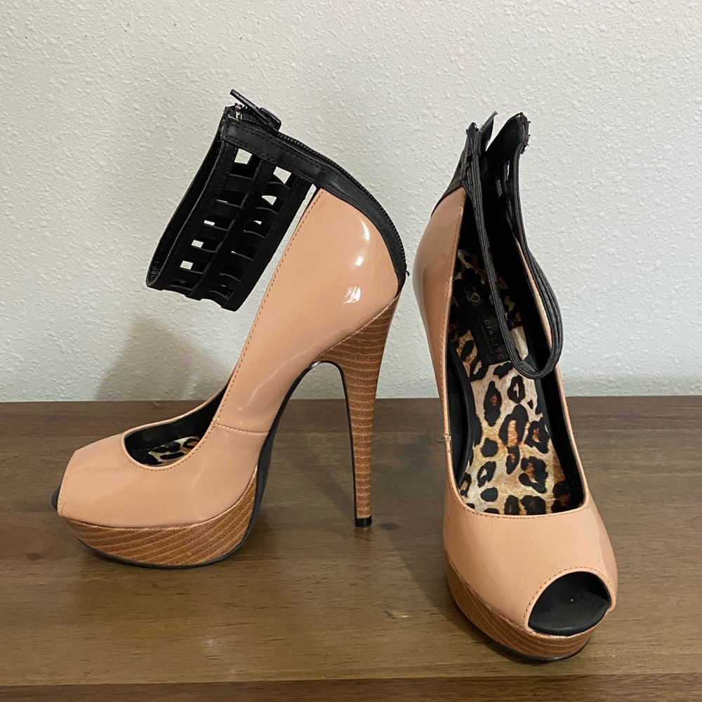 Socialite Heels, Brand New, Size 7